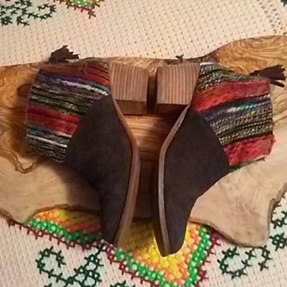 Toms Shoes - Tom's booties